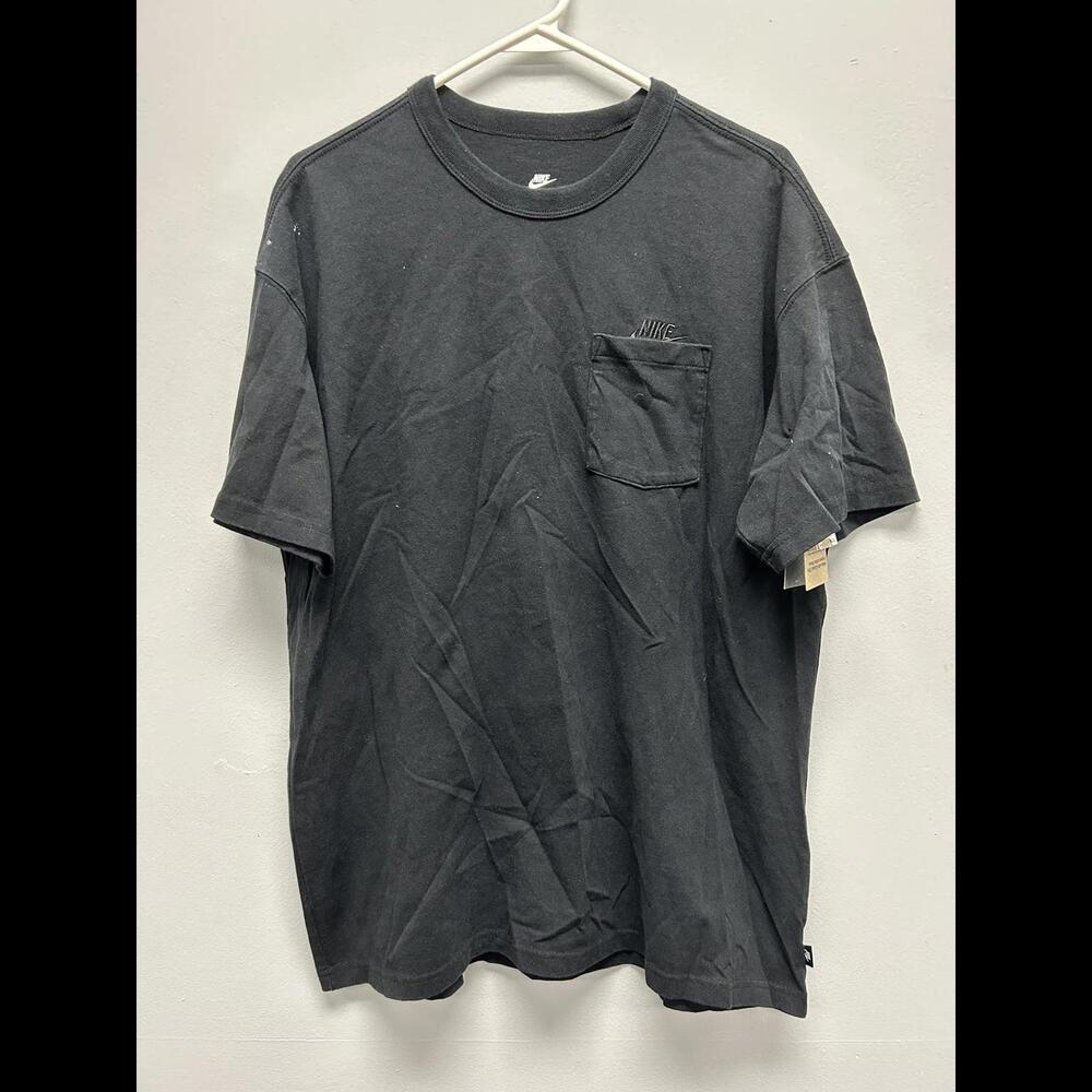 Nike Men’s Pocket T-Shirt - Casual Comfort